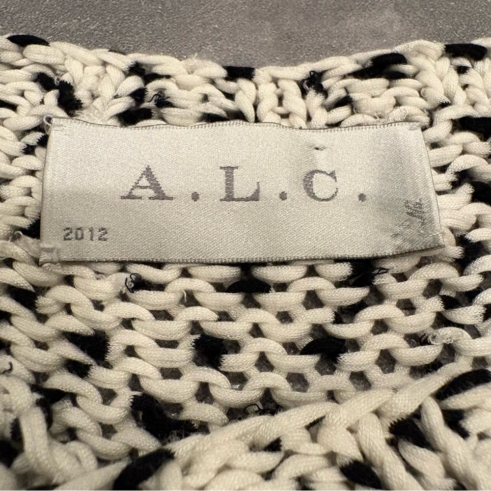 ALC Crochet Long Sleeve Top Silk Cashmere Size Medium - Picture 5 of 7